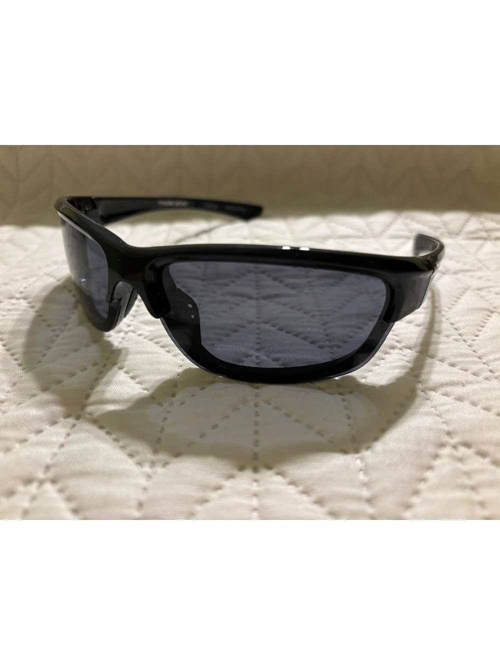 #33 Foster Grant Men's Polarized Sunglasses